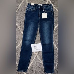 Lovervet 9/29 skinny jean dark wash